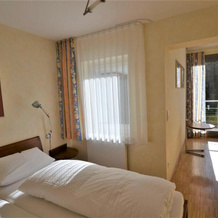 Hotel-Weinstube Weinhaus Steppe, Waldbronn — photo 3