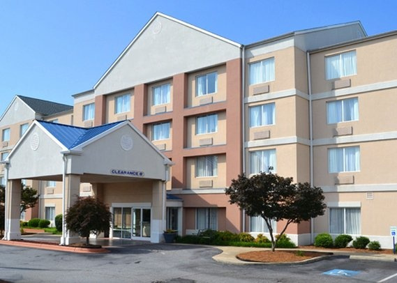 Holiday Inn Spartanburg Northwest, Spartanburg — photo 1