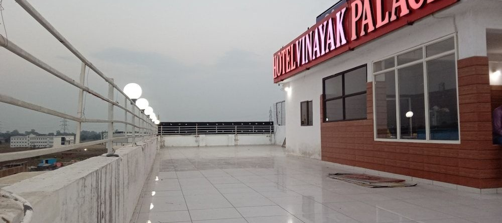 Vinayak Palace Hoshangabad, 霍桑加巴德 — 照片 1