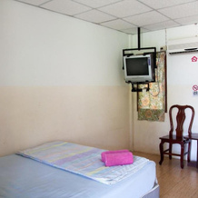 Donngam Resort, Chaloem Phra Kiat — photo 4