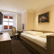 Meiser Altstadt Hotel, 丁克尔斯比尔 — 照片 4