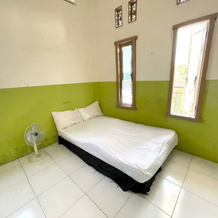 OYO Life 93075 Nova Jaya 2 Homestay Syariah, Paciran — photo 4