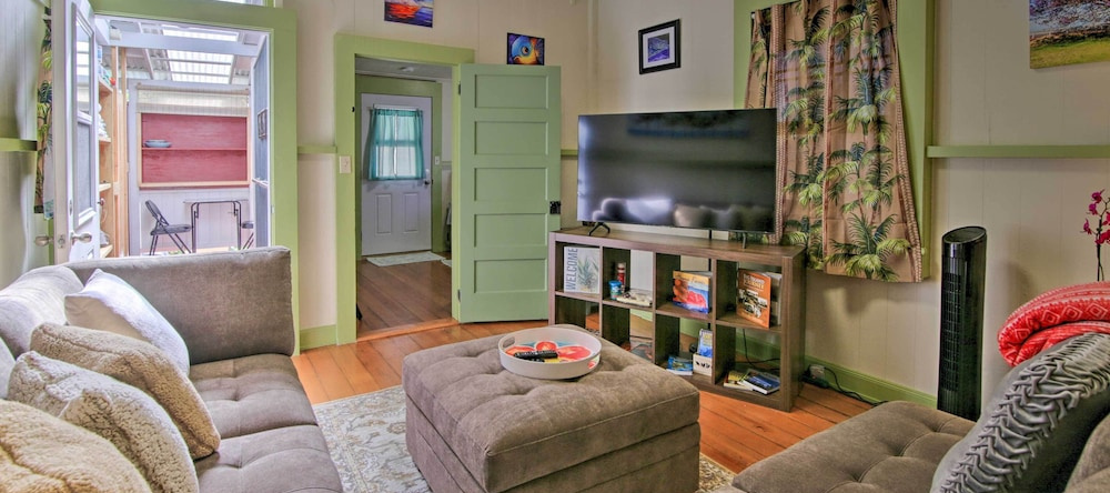 Private Wing of Historic Home < 5 Mi to the Ocean!, 库克船长 — 照片 1