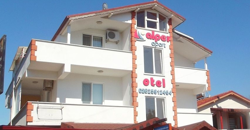 Kerpe Alper Apart Otel, 坎迪拉 — 照片 1