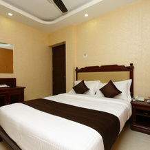 OYO 10017 RB Grand Residency, Arakkonam — photo 4