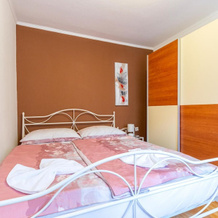 Amazing Home in Blato na Cetini With Wifi and 4 Bedrooms, 克雷舍沃 — 照片 4