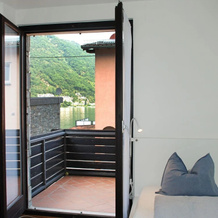 Casa Fiorita Brusino Arsizio, 布鲁齐诺阿尔齐齐奥 — 照片 3