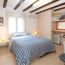 Els Olivars - Three Bedroom, Pau — photo 2