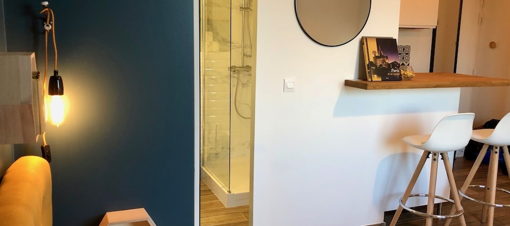 Home Chic Home - Studio Courbevoie La Défense, Курбевуа — фото 1