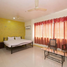Hotel Satkar by OYO Rooms, 钦德瓦拉 — 照片 3