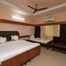 SPOT ON 37002 Hotel Natraj, 比拉斯普尔 — 照片 3
