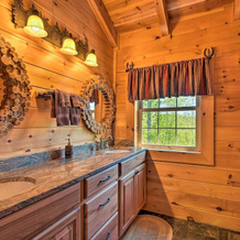 Trenton Cabin w/ Hot Tub - 14 Mi to Lookout Mtn!, 瑞辛福恩 — 照片 4