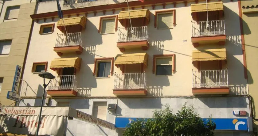 Hotel San Sebastian, 洛斯帕拉西奥斯-比利亚弗兰卡 — 照片 1