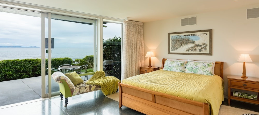 Golden Sand Beachfront Apartments, Кейбл-Бэй — фото 1