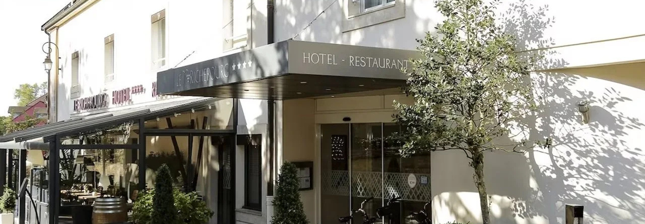 Le Richebourg Hotel Restaurant & Spa, 沃斯讷罗曼尼 — 照片 1