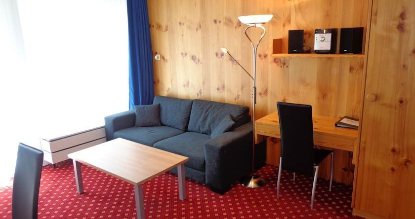 Apart Holidays - Haus Acletta, Disentis — photo 1