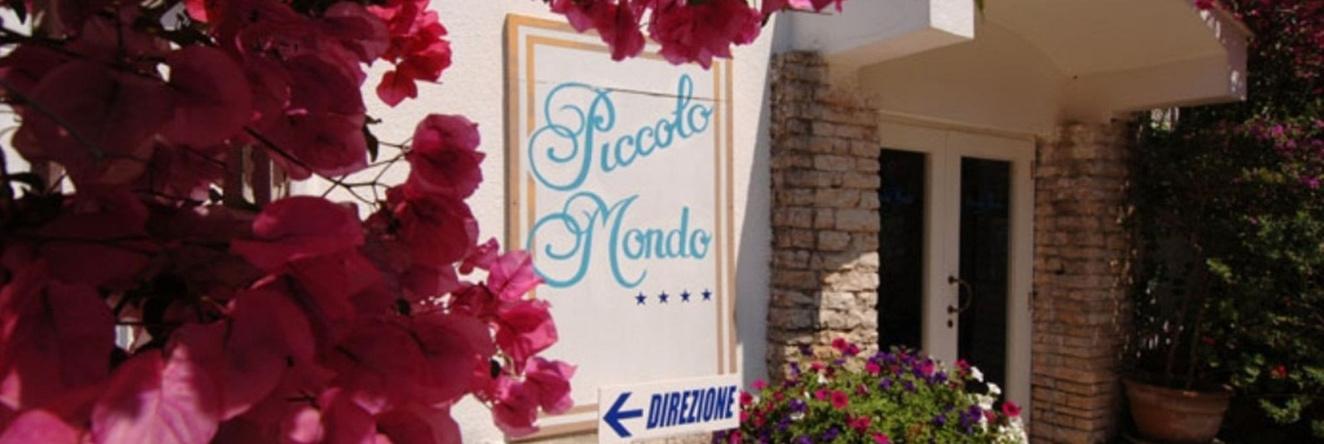 Hotel Piccolo Mondo, 卡斯特罗 — 照片 1