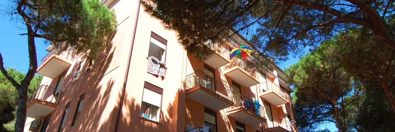Rustic holiday home apartment in Rosolina with beach view, Rosolina — photo 1
