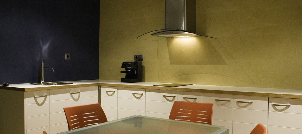 Hospedium Apartamentos Cañitas Maite Familiar, 卡萨斯-伊瓦涅斯 — 照片 1
