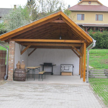 Tavi Fészek Vendégház, Bank — photo 2
