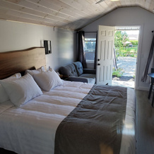 Adventure the Bruce Inn - Recently Renovated With Outdoor Hot Tub, Northern Bruce Peninsula — photo 4