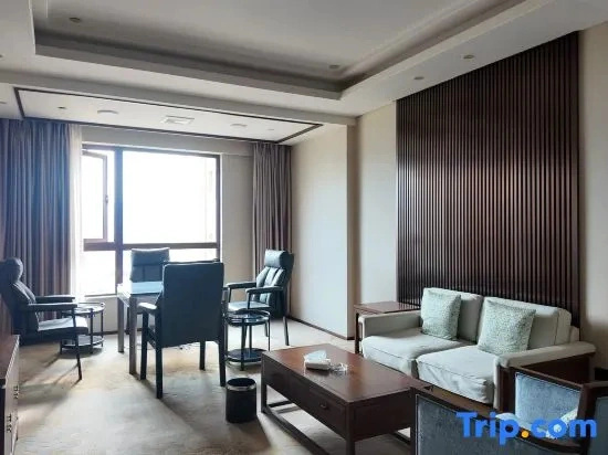 Jinlin International Hotel, Luxi — photo 1