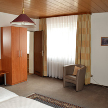 Hotel Klein, Бексбах — фото 2