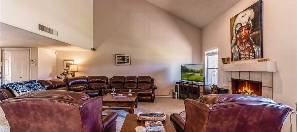 Fairway Retreat, 4 Bedrooms, Wii, Fireplace, Wifi, Sleeps 8, 阿尔托 — 照片 1