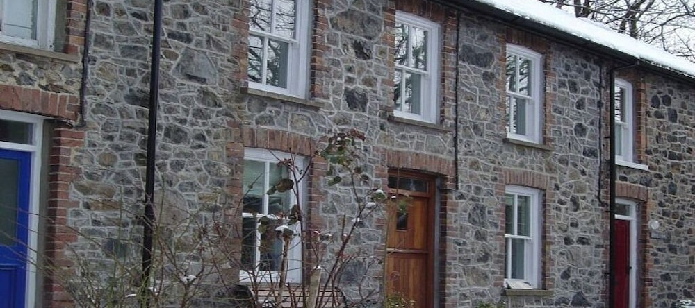 Bronfelin & Troed-y-Rhiw Holiday Cottage, 兰沃蒂德韦尔斯 — 照片 1