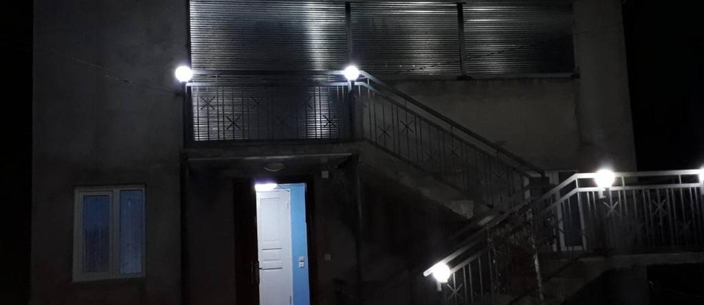 Guest House Karati, 德卡纳什维莱比 — 照片 1