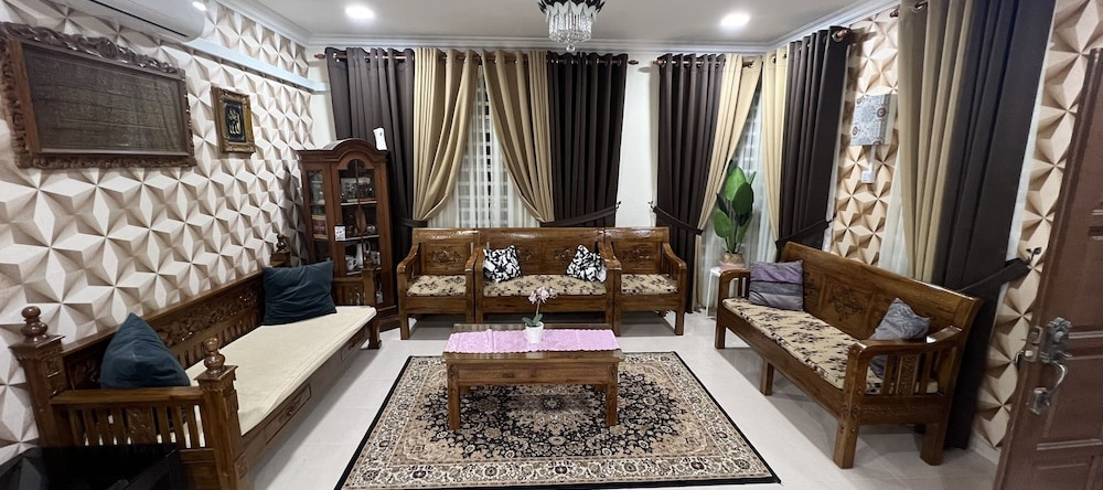 Rizqin Homestay Bachok, Бачок — фото 1