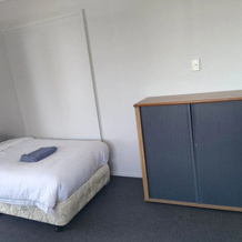 1 Double 1 Single 2 Sofa Beds Suite 2, Нью-Линн — фото 2