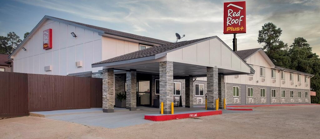 Red Roof Inn Plus+ Huntsville, Хантсвилл — фото 1