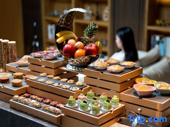 Daqing Royal Maple Hotel (Saltu Dawn Lake Shop ), Daqing — photo 1