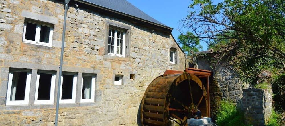 Pretty Mill Transformed Into Cottage With Infrared Sauna and Beautiful Terrace, Assesse — photo 1