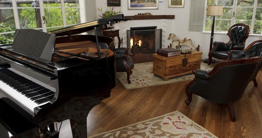 The Vagabond's House, Carmel — photo 1