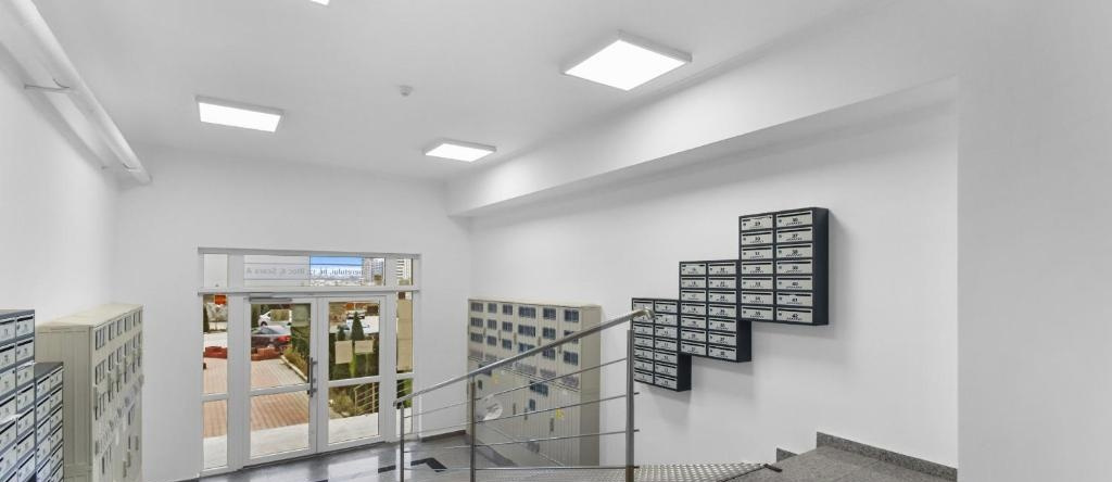 Young Studio in Avangarden City, 基亚日纳 — 照片 1