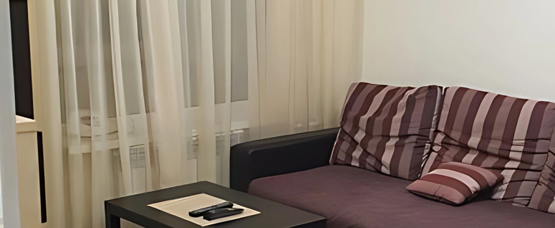 Na Frunze 1 Flat, 十月城 — 照片 1