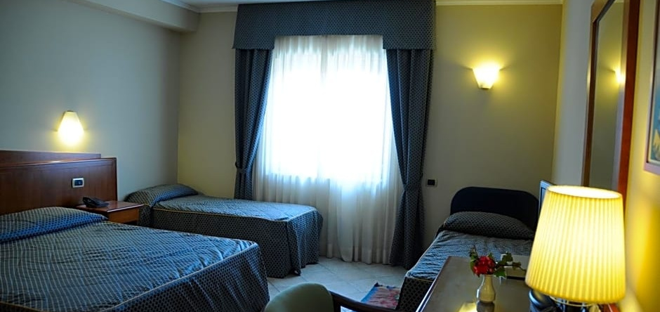 Hotel Barbieri, Altomonte — photo 1