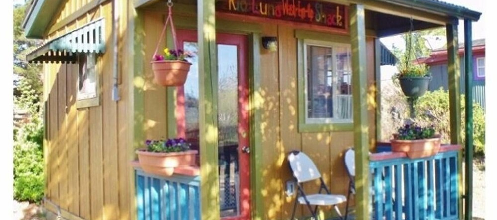 Fiesta Moon Bungalow Holiday home 1, 比斯比 — 照片 1