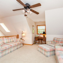 113 Mountain Cove Road House 4 Bedrooms 3.5 Bathrooms Home, Waynesville — photo 4