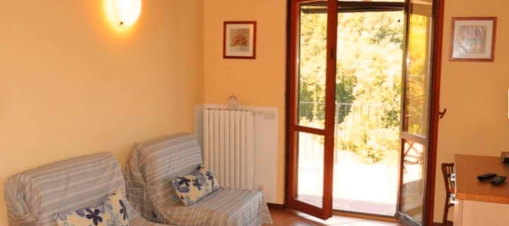House with One Bedroom in Vesime, with Shared Pool, Furnished Terrace And Wifi - 65 Km From the Beach, 韦西梅 — 照片 1