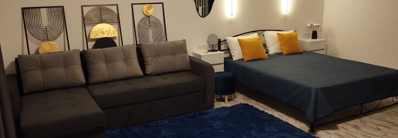 Uyutnaya Studiya Na Belyause Flat, 兹纳缅斯科耶 — 照片 1