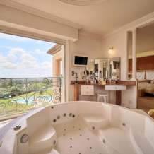 Suites de Prestige JACUZZI SAUNA HAMMAM PISCINE Mougins Cannes Grasse, 穆然 — 照片 3
