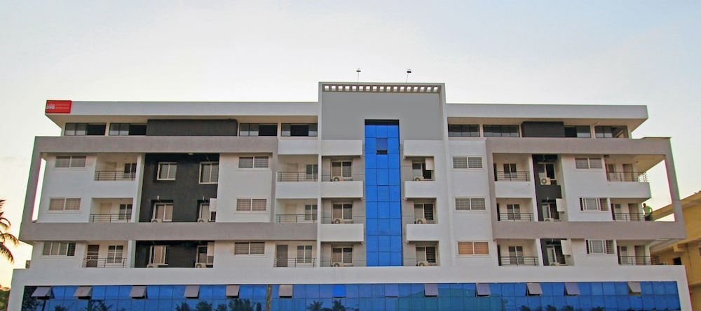Capital O 26230 Hotel Nirvikalpa, 乌拉尔 — 照片 1