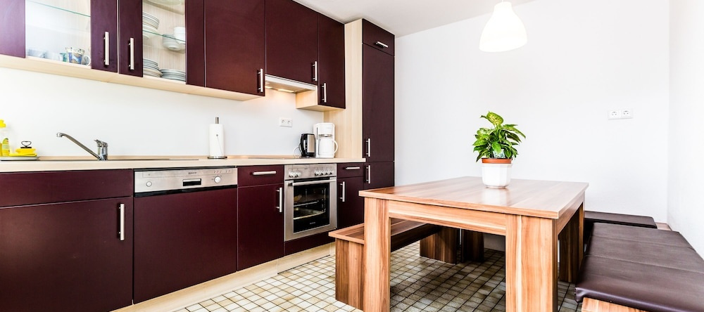 Apartment Köln Weidenpesch, Кёльн — фото 1