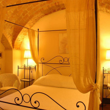 The Olive Inn, Лезина — фото 3