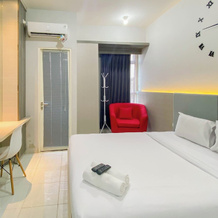 Comfortable 1Br Without Living Room At Amartha View Apartment, 三宝垄 — 照片 3