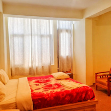 Al-Barakaat Hotel, Каримабад — фото 3