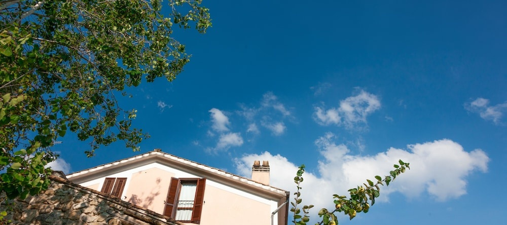 Agriturismo La Vecchia Quercia, 圣奇普里亚诺皮琴蒂诺 — 照片 1